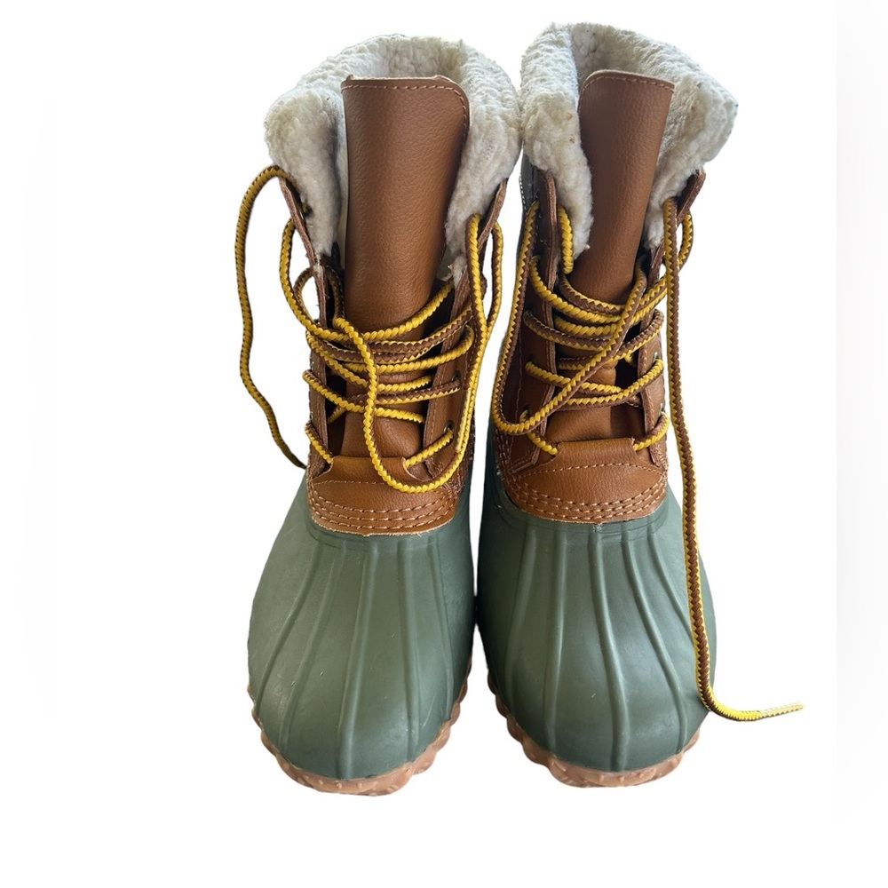 American Eagle Women’s Size 7 Duck Boots - NWOT